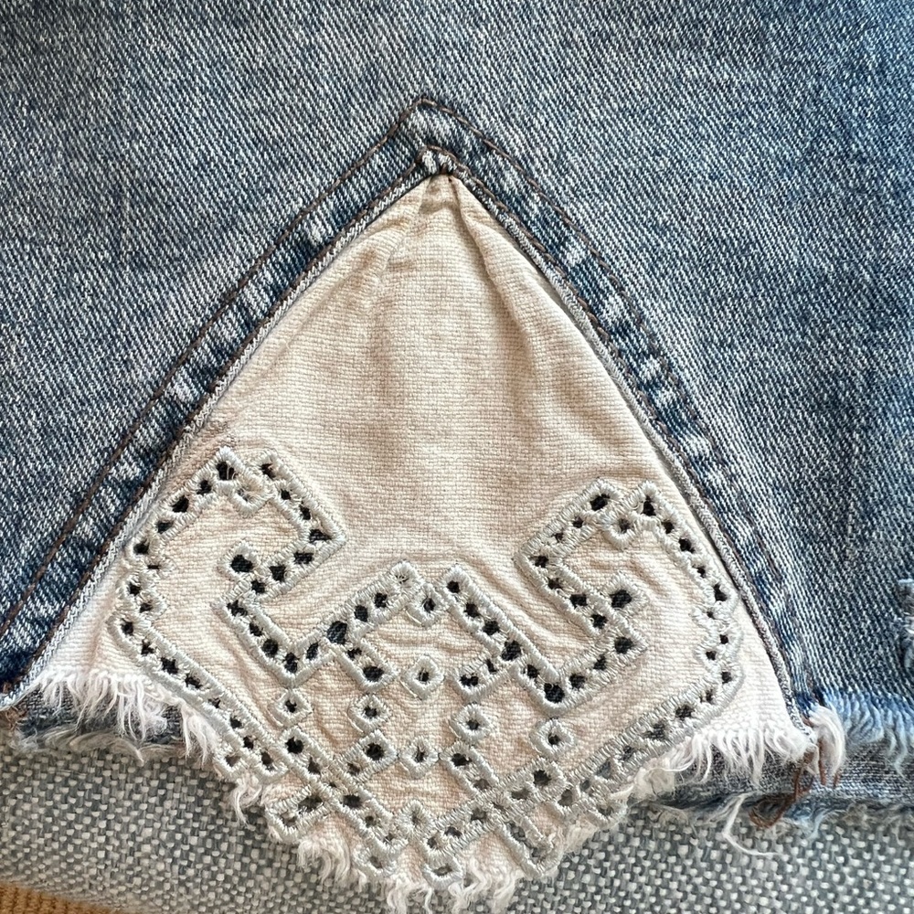 Free people size 8 women’s jeans mini skirt. - Picture 3 of 7